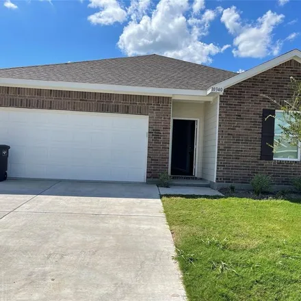 Rent this 3 bed house on Valero in Fort Worth Highway, Weatherford