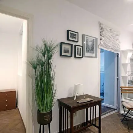 Rent this 1 bed apartment on Clarks in Calle del Conde de Peñalver, 37