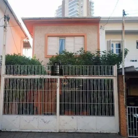 Buy this 3 bed house on Rua das Violetas in Mirandópolis, São Paulo - SP