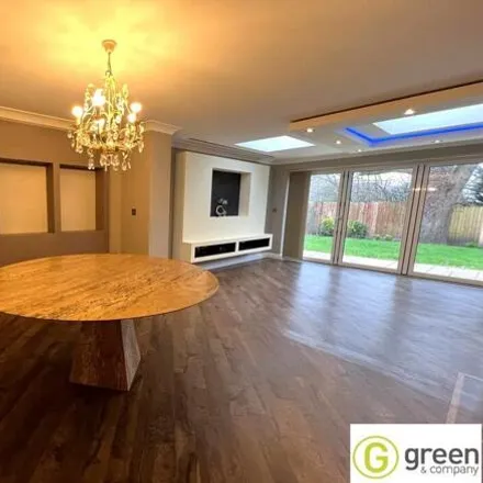 Image 6 - 40 Wyndley Close, Sutton Coldfield, B74 4JD, United Kingdom - House for rent