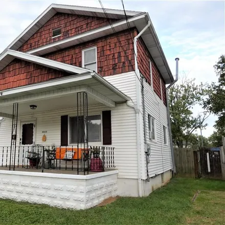 Buy this 3 bed house on 4005 12th Avenue in Parkersburg, WV 26101