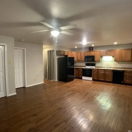 Image 5 - 1489 West Klein Road, New Braunfels, TX 78130, USA - Apartment for rent
