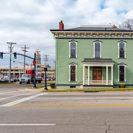 Buy this 4 bed house on 7 West Water Street in Troy, OH 45373