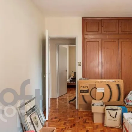 Buy this 3 bed apartment on Edifício Iperoig in Rua Iperoig 360, Perdizes