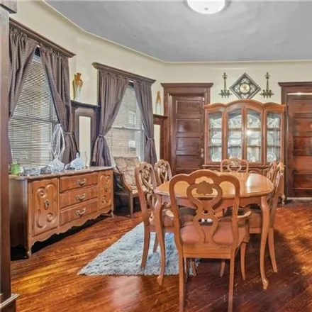 Image 5 - 2754 Bedford Avenue, New York, NY 11210, USA - House for sale