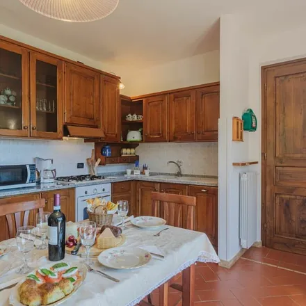 Rent this 2 bed house on Montignoso in Via Stazione, 54038 Montignoso MS