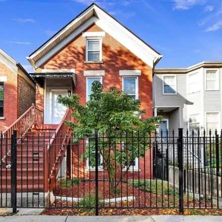 Buy this 6 bed house on 2316 West Melrose Street in Chicago, IL 60618