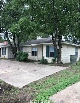 Rent this 4 bed house on 2404 Long Dr Unit B in Bryan, Texas