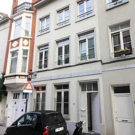 Rent this 1 bed apartment on Rue de Flandre - Vlaamsesteenweg 139 in 1000 Brussels, Belgium