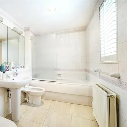 Image 3 - 6 Bulmer Mews, London, W11 3NZ, United Kingdom - House for sale