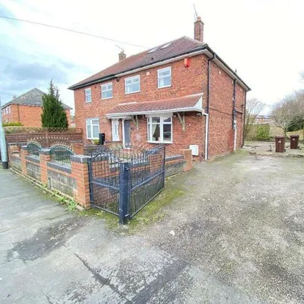 Buy this 3 bed duplex on Wellfield Road in Longton, ST2 0DU