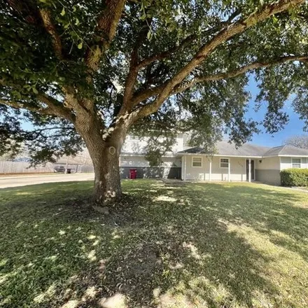 Buy this 4 bed house on 1682 West 11th Street in Freeport, TX 77541