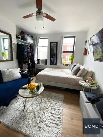 Image 1 - First Avenue Loop, New York, NY 10009, USA - Apartment for rent