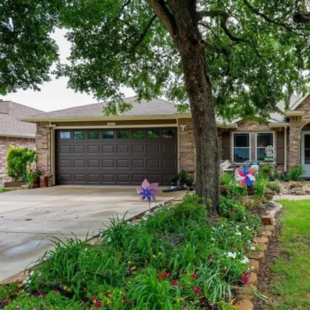 Buy this 4 bed house on 1014 Bainbridge Drive in Forney, TX 75126