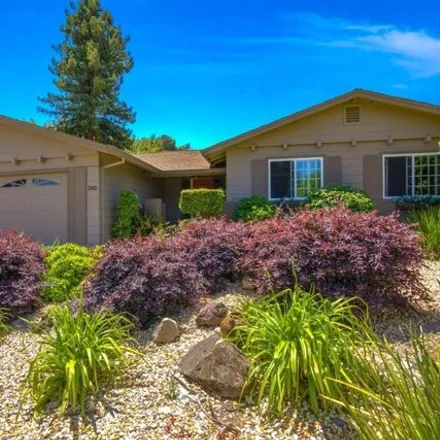Buy this 3 bed house on 2900 Applewood Court in Napa, CA 94558
