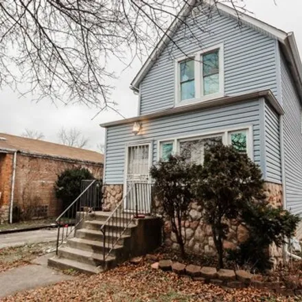 Buy this 4 bed house on 9811 South Carpenter Street in Chicago, IL 60643