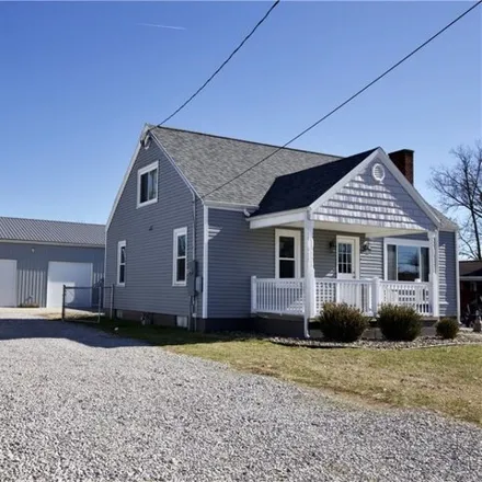 Buy this 4 bed house on 768 Colvin Street in Rockland, Belpre
