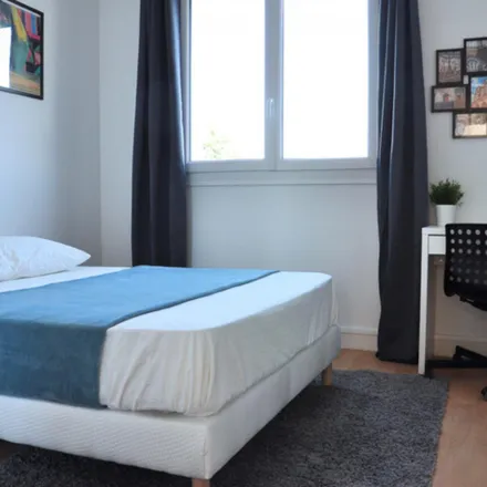Rent this 4 bed room on Résidence Le Petit Port in Avenue de la Citerne, 44323 Nantes