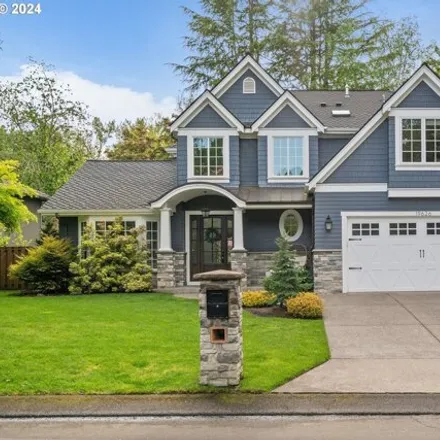 Buy this 4 bed house on 19626 Perch Court in Lake Oswego, OR 97034