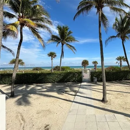 Image 7 - Carriage Club North, 5005 Collins Avenue, Miami Beach, FL 33140, USA - Condo for rent