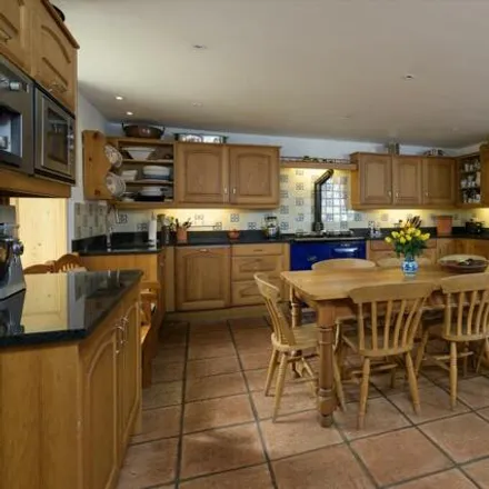 Image 7 - 40 Caledonia Place, Bristol, BS8 4DN, United Kingdom - Townhouse for sale