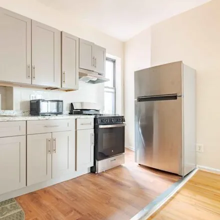 Image 3 - 345 Empire Boulevard, Brooklyn, New York 11225, United States  New York New York - Apartment for rent