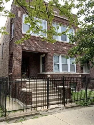 Image 1 - 6327 South Artesian Avenue, Chicago, IL 60629, USA - House for sale