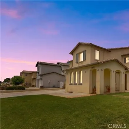 Buy this 4 bed house on 11864 Garret Lane in Duncan Corners, Victorville