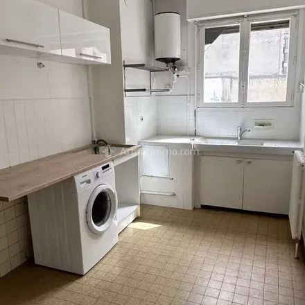 Rent this 3 bed apartment on 65 Rue Garibaldi in 69006 Lyon 6e Arrondissement, France