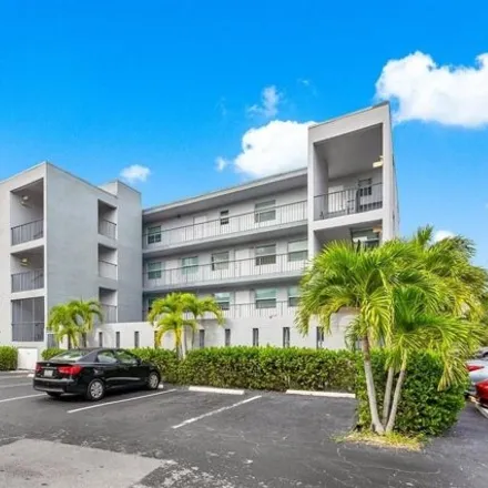 Buy this 2 bed condo on 613 Northeast 14th Avenue in Fort Lauderdale, FL 33304