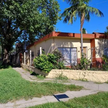 Rent this 2 bed house on Pino 94 in Partido de Almirante Brown, Argentina