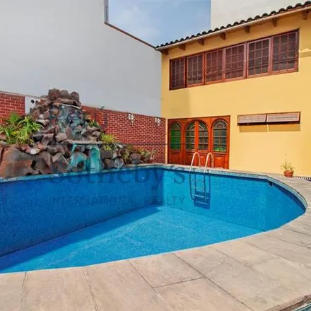 Image 2 - Océano Atlántico, Santiago de Surco, Lima Metropolitan Area 10051, Peru - House for sale