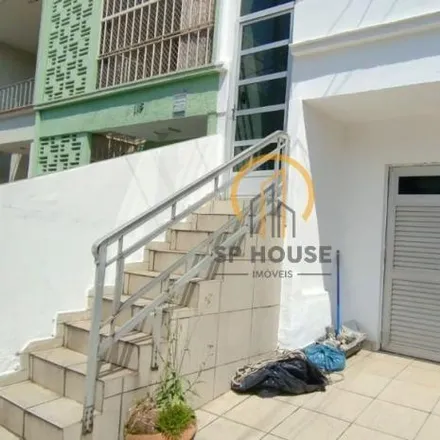 Buy this 3 bed house on Rua das Rosas 181 in Mirandópolis, São Paulo - SP