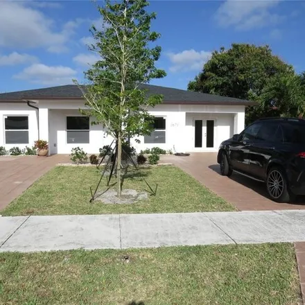 Buy this studio house on 1667 Southwest 44th Terrace in Broadview Park, Broward County