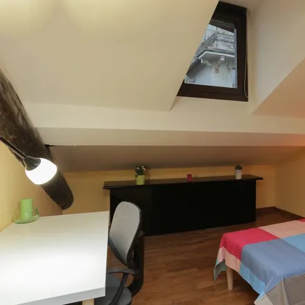 Rent this 5 bed room on Naturasì in Via Giorgio Jan, 20219 Milan MI