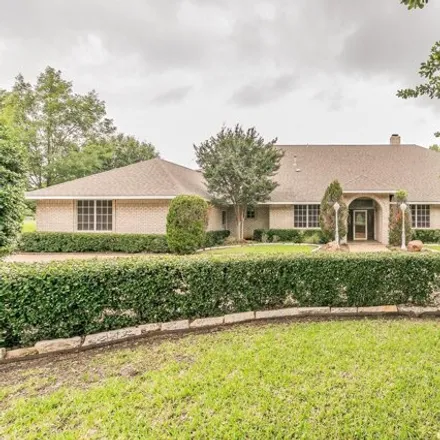 Buy this 5 bed house on 295 East Tripp Road in Sunnyvale, Dallas County