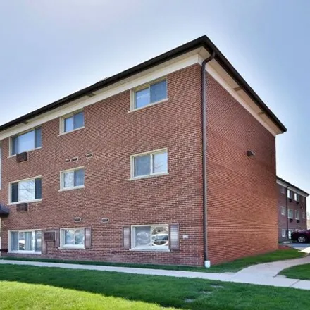 Buy this 3 bed condo on Marathon in North Thatcher Avenue, River Grove