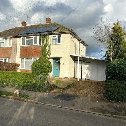 Buy this 3 bed duplex on Keats Road in Daventry, NN11 9DT