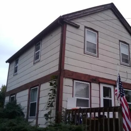 Buy this 3 bed house on Center Street in Greenwood, McHenry County