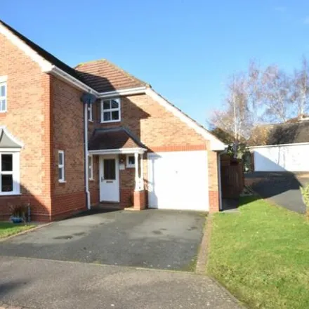 Buy this 4 bed house on 5 Tamar Place in Evesham, WR11 3FD