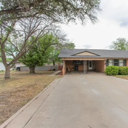 Buy this 3 bed house on 2664 East 25th Street in Big Spring, TX 79720
