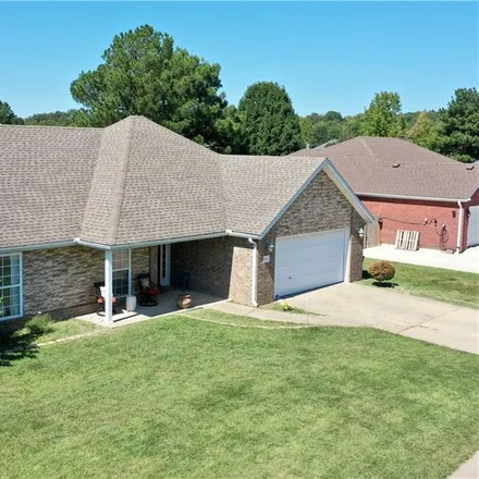 Image 3 - 2887 North Pyrite Drive, Fayetteville, AR 72704, USA - House for sale
