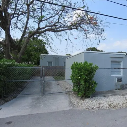 Rent this studio house on 1944 Fillmore Street in Hollywood, FL 33020