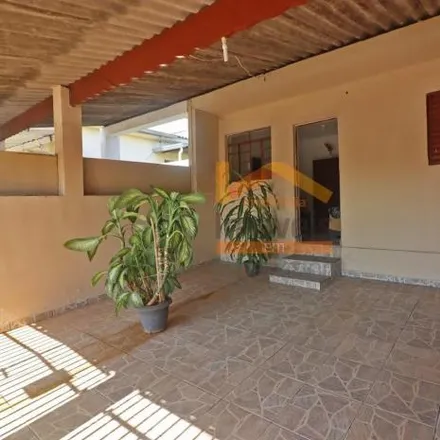 Buy this 5 bed house on Rua João Eduardo McKnight in Jardim Nova Conquista, Santa Bárbara d'Oeste - SP