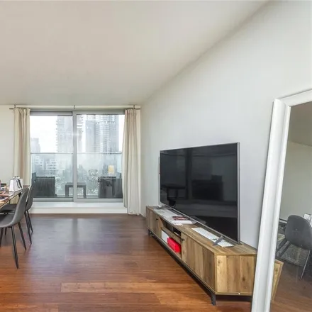 Rent this 2 bed apartment on 1 Pan Peninsula Square in Canary Wharf, London