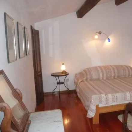 Rent this 3 bed house on 58055 Semproniano GR