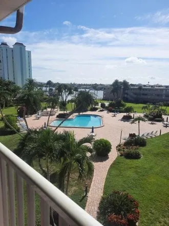 Image 2 - 6363 64th Avenue, Saint Pete Beach, Pinellas County, FL 33706, USA - Condo for sale