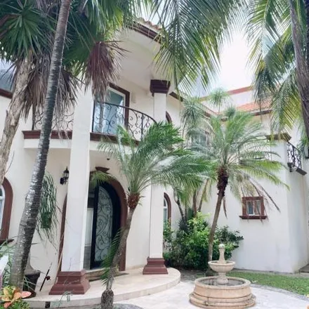 Rent this 5 bed house on unnamed road in Cancún, ROO