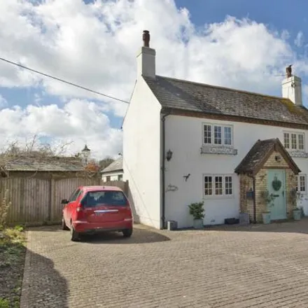 Buy this 3 bed house on Village Hall in Easole Street, Nonington