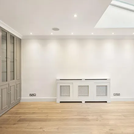 Rent this 4 bed apartment on 69-71 Clabon Mews in London, SW1X 0EE